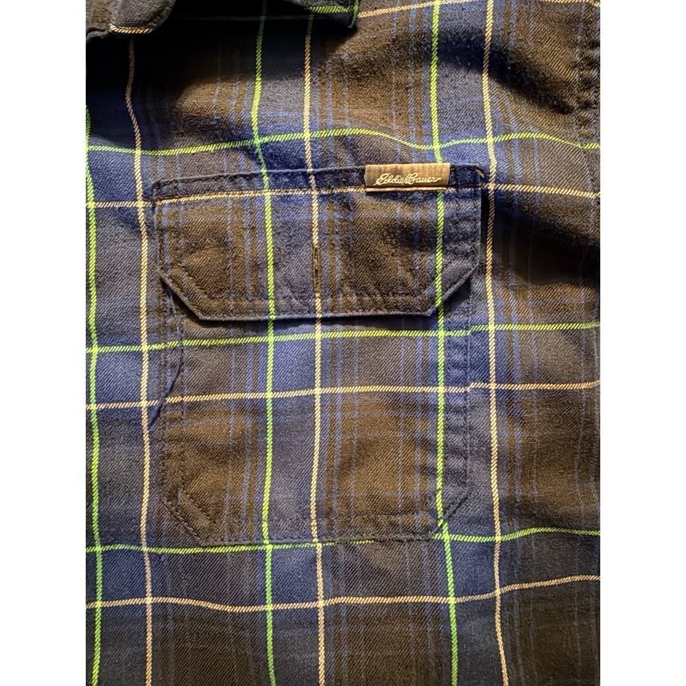 Eddie Bauer Plaid Shirt Mens L Blue Long Sleeve Button Up‎ Outdoor Hiking Casual - Picture 4 of 6